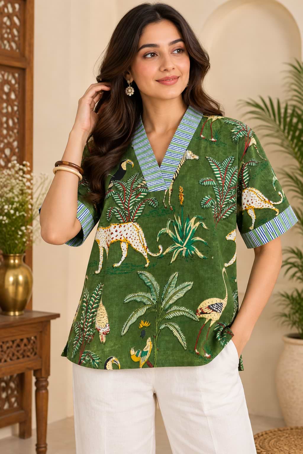 Women’s Green Printed V-Neck Top